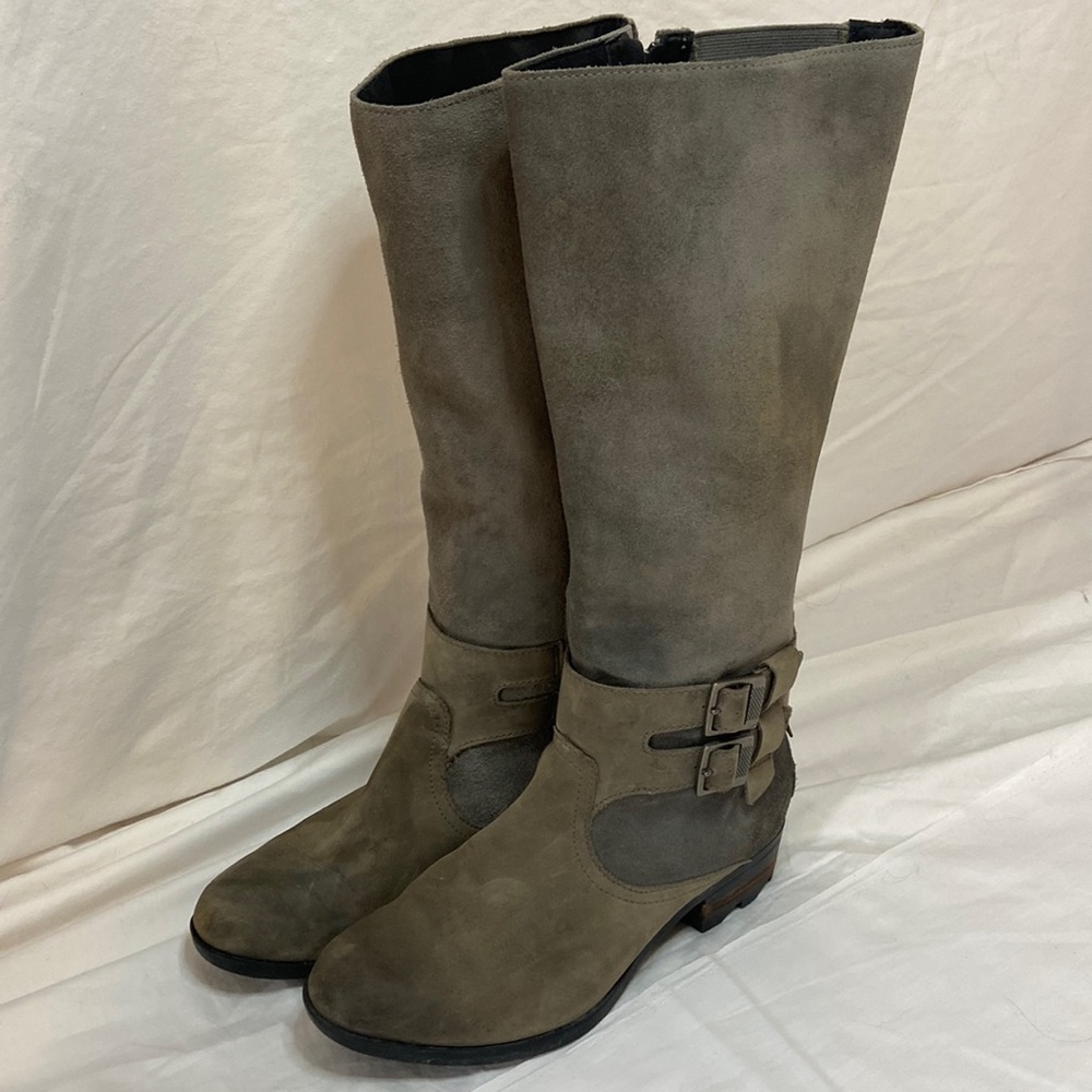 Sorel tall suede gray waterproof boots size 7.5